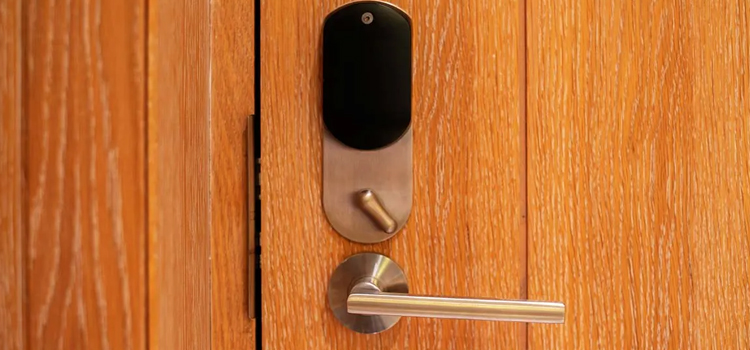 Automatic Locking Door Knob Oroville